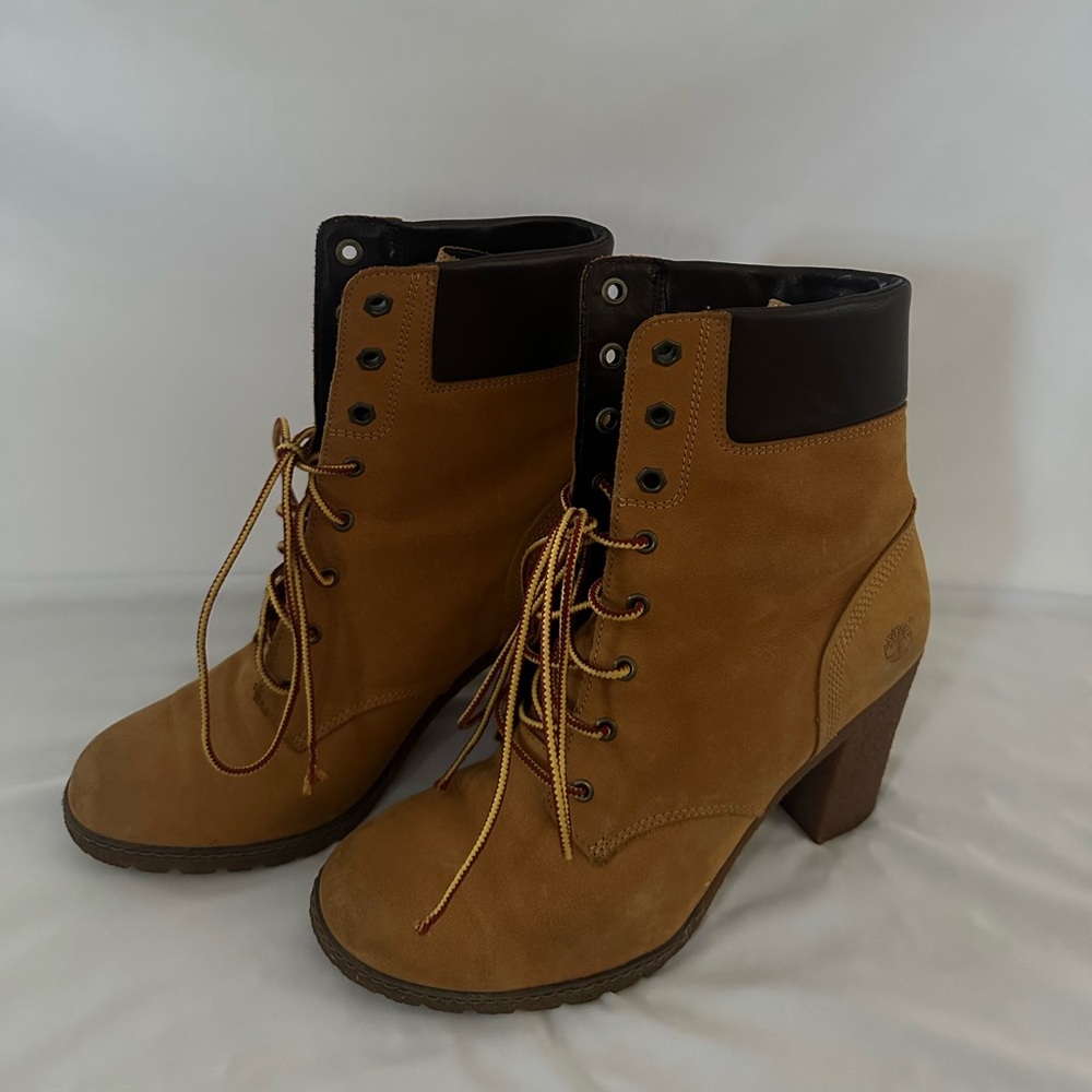 Women’s Timberland heel boots